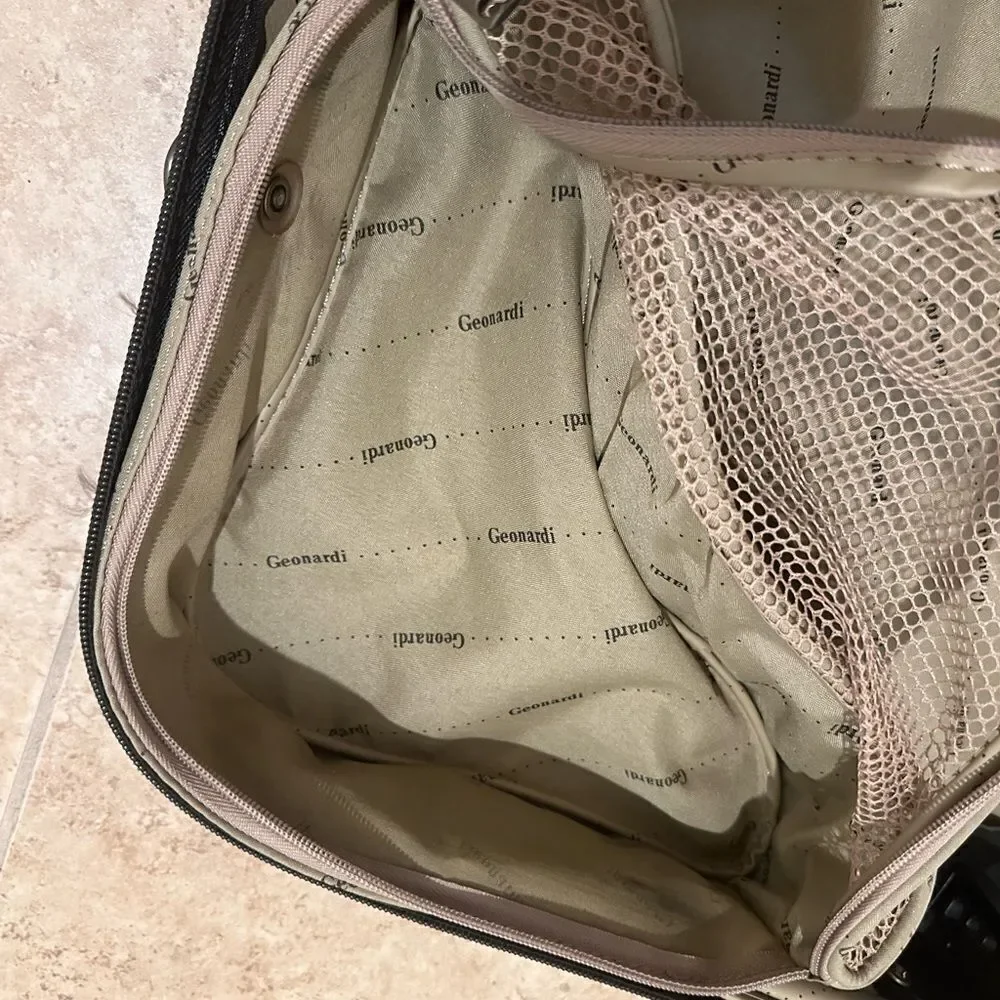 Vtg Geonardi Dark Green CANVAS Fold Out Carrier GARMENT BAG SUITCASE 44”x24”